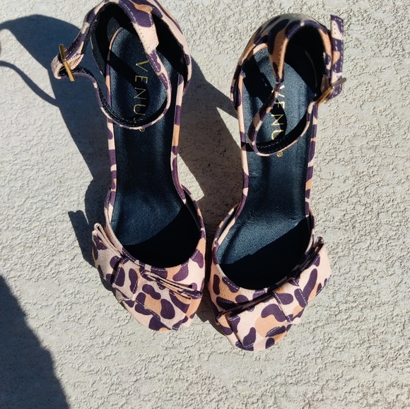 Venus leopard peep toe heels - Picture 9 of 16